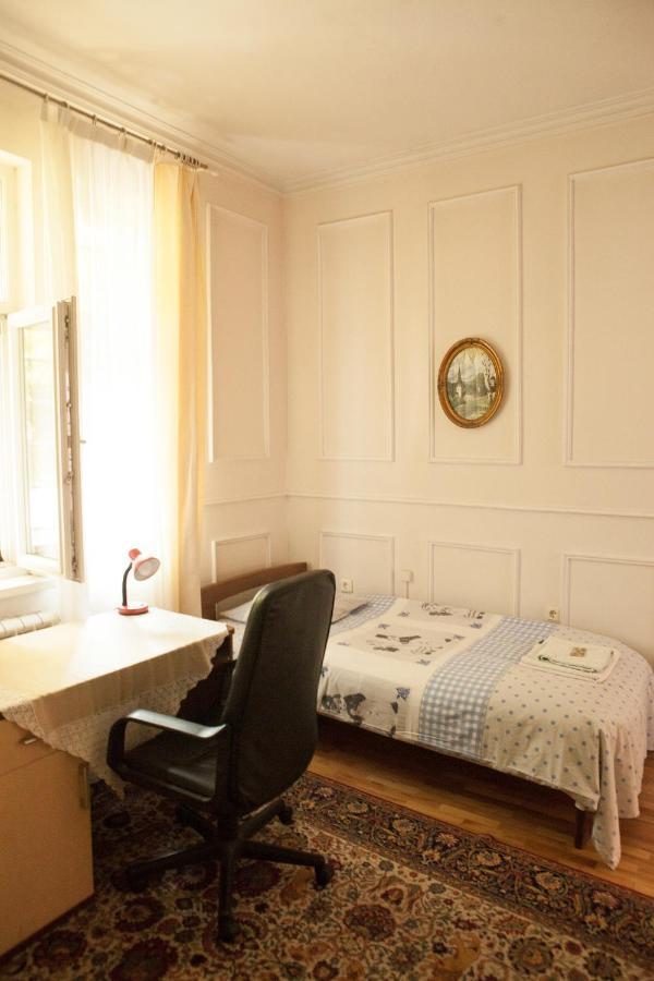Botev Apartment Sofia Exteriör bild